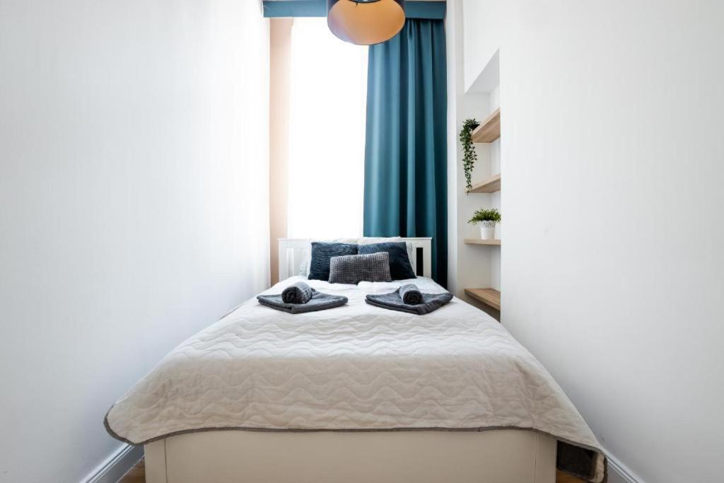 Deluxe Quentin Home Next To The Fashion Street บูดาเปสต์ ภายนอก รูปภาพ